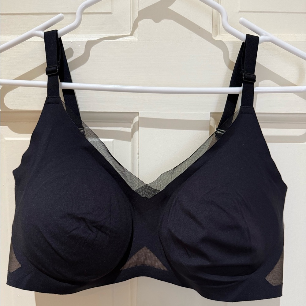 Honeylove Viral Crossover Bra